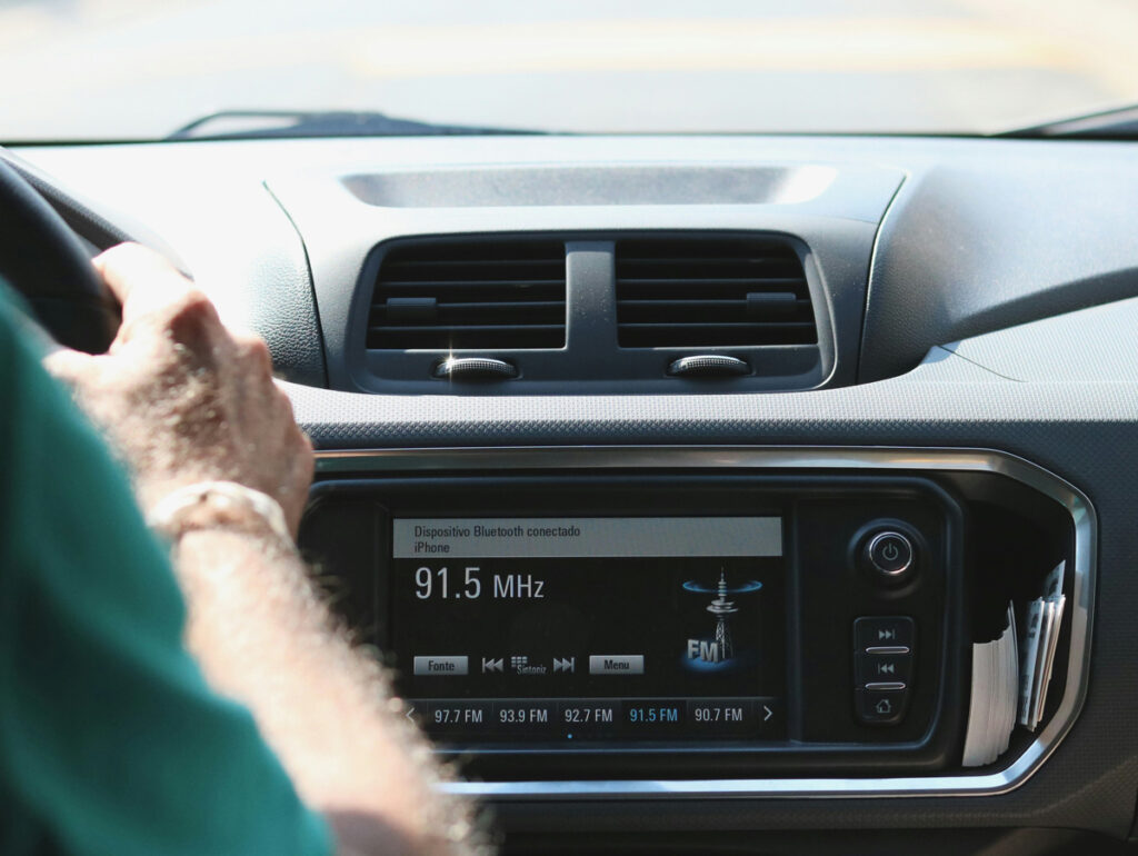 Rádio no carro