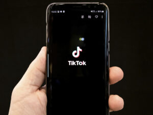 TikTok - relatório da Luminate analisa impacto do TikTok