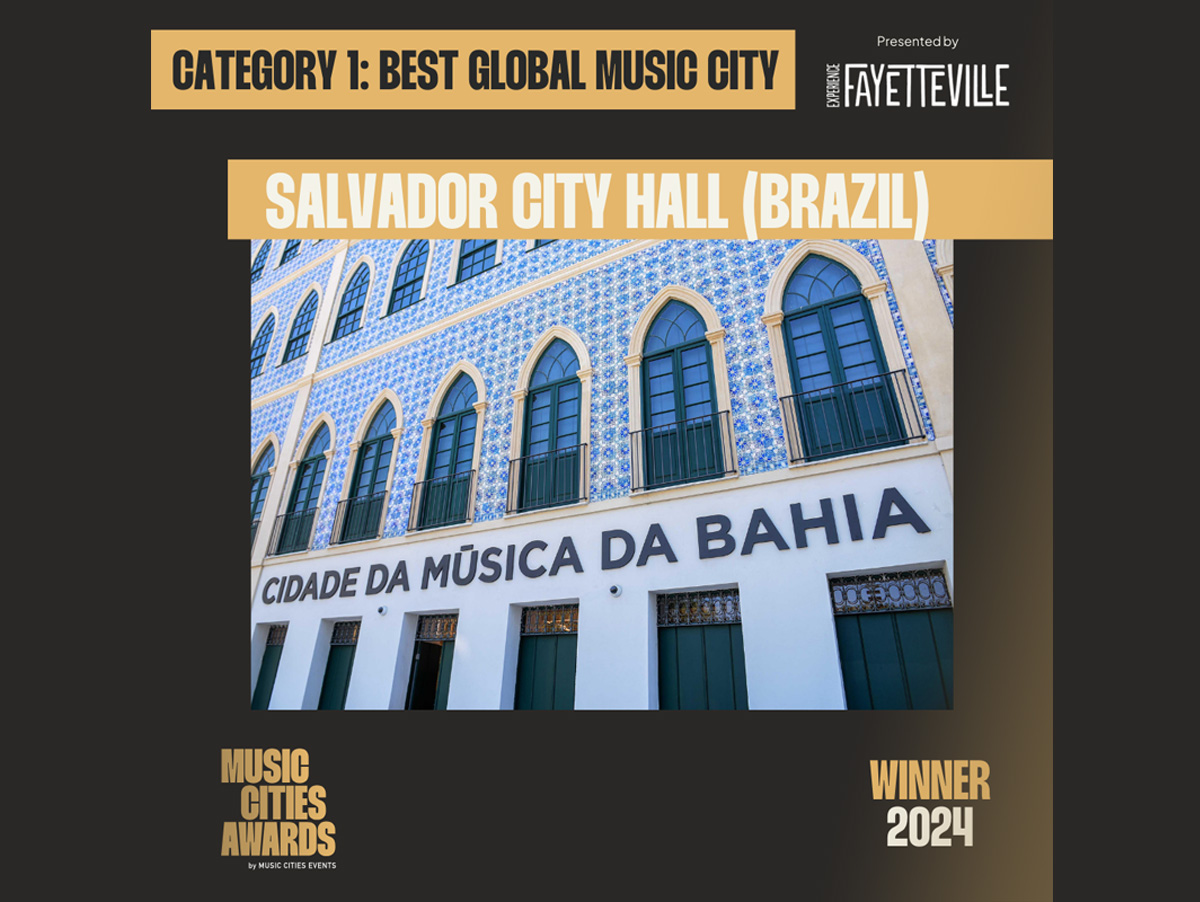 Imagem do Salão da Cidade de Salvador, Bahia, destacando seu título como Melhor Cidade de Música Global em 2024. Premiação Music Cities Awards.