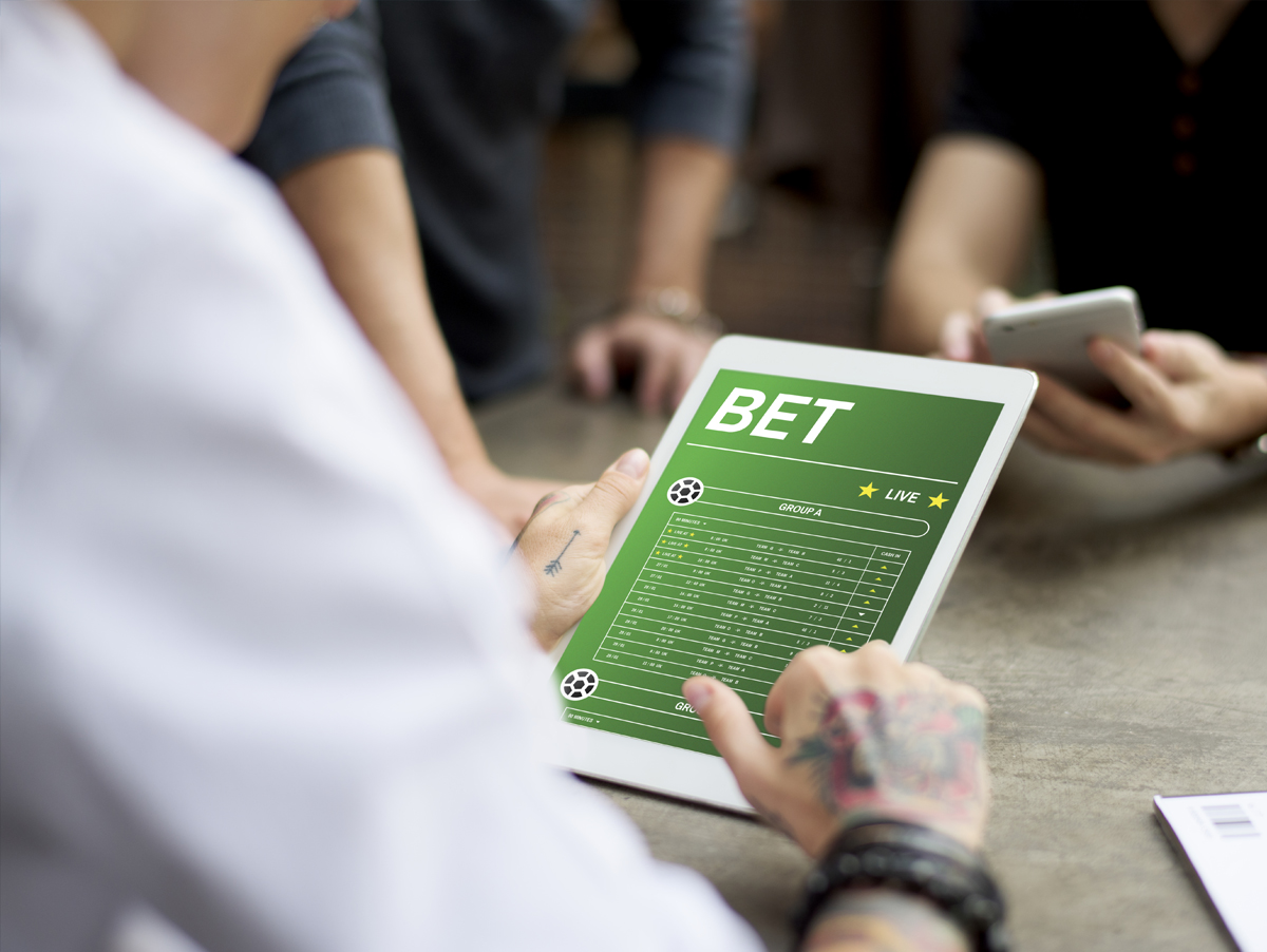 Bets - Pessoas apostam em aplicativo