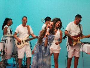 Claudia Liette no Groovadinho de Verão (Crédito: Julia Lacerda)