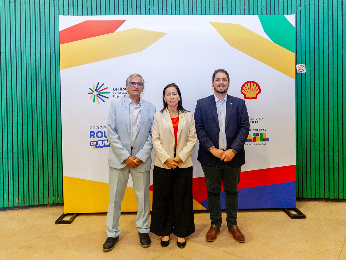 Henilton Menezes, Monique Gonçalves e Márcio Tavares na apresentação do Programa Rouanet da Juventude no Clube do Choro - Crédito Ascom MinC