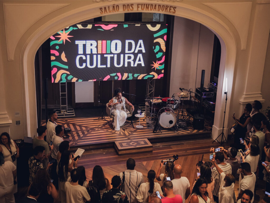 Margareth Menezes fala com a imprensa e convidados sobre o Trio da Cultura no Carnaval de Salvador 2025