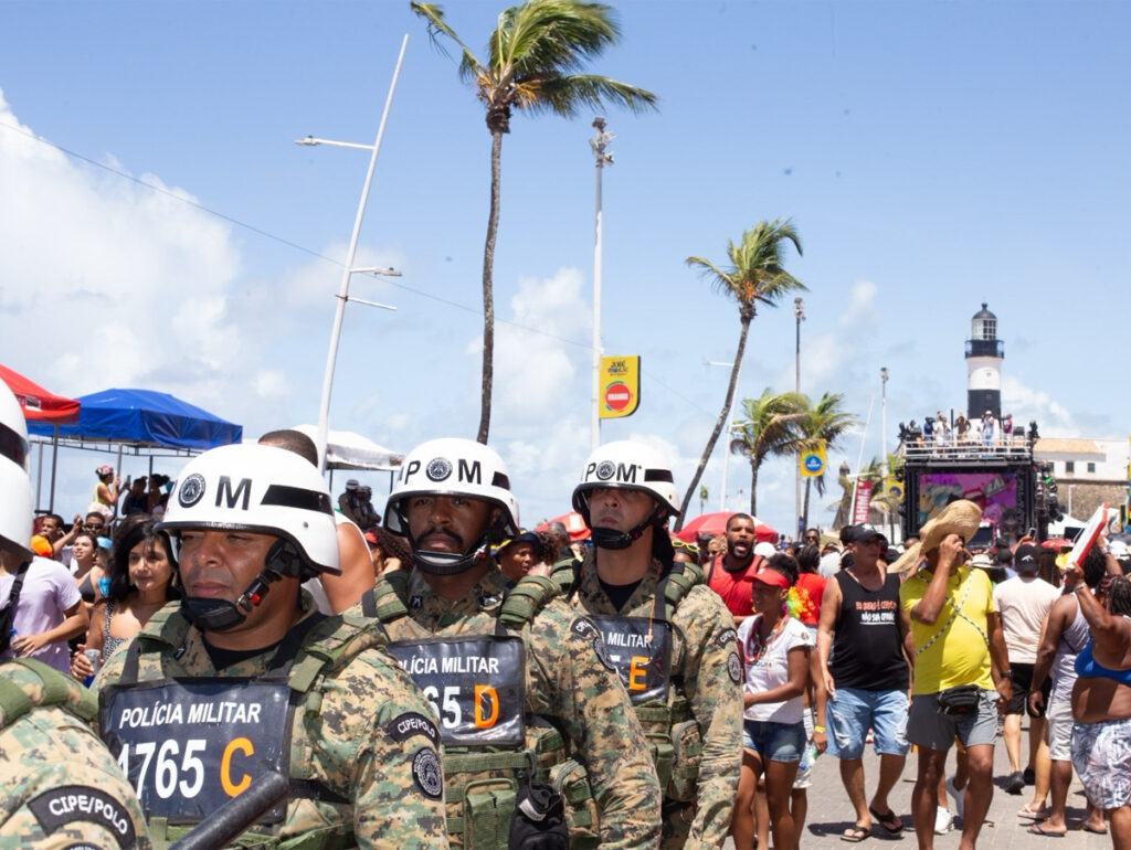 Mais de 200 policiais atuaram na segurança do arrastão da Quarta-feira de Cinzas