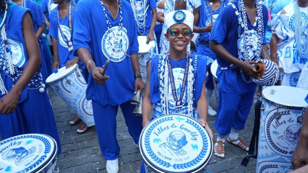 Uma reafirmação do papel dos Filhos de Gandhy como um ícone cultural para todas as idades. Fotos: Digiarte/GOVBA