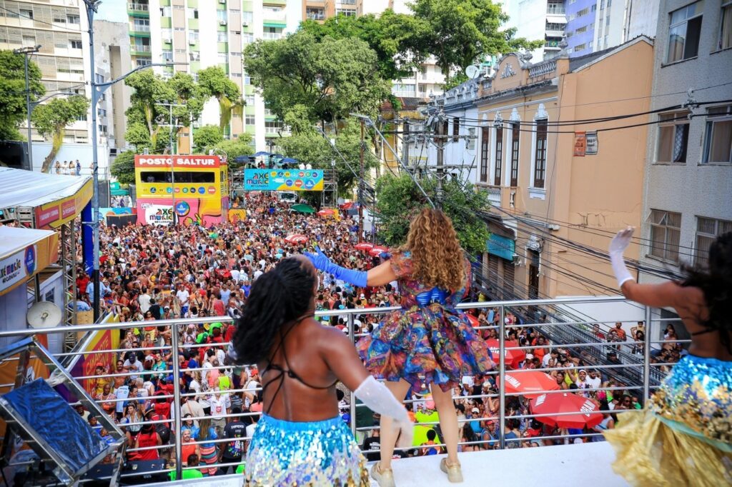 A cantora celebrou mais uma vez os 40 anos do Axé Music, em grande estilo.  Fotos: Luis Antônio/GOVBA