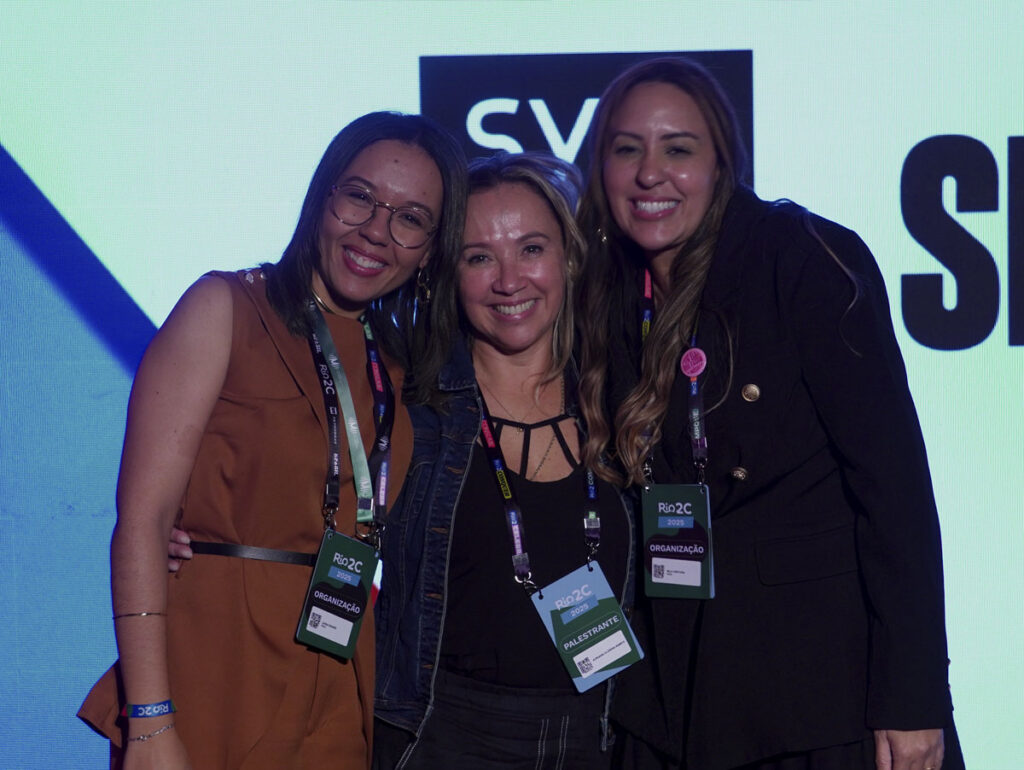 Láisa Naiane, Adriana Ramos e Mila Ventura no palco Soundbeats III by Mundo da Música (Crédito: Igor Ventura)
