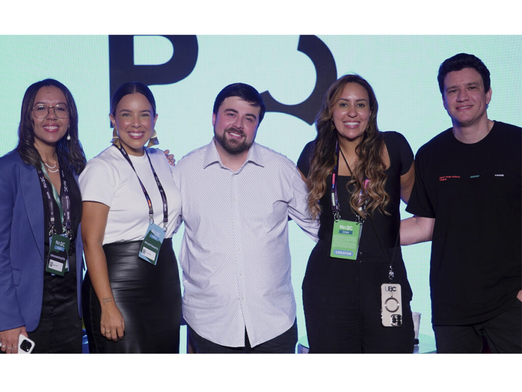 Láisa Naiane, Rafa Ventura, Everton Albertoni, Mila Ventura, André Piunti no Rio2C (Crédito: Igor Ventura)