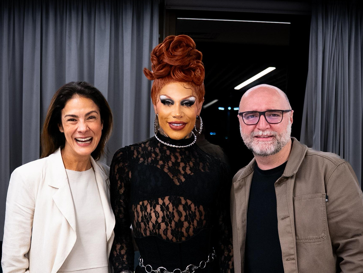Warner Music Group firma contrato inédito no Brasil com Grag Queen