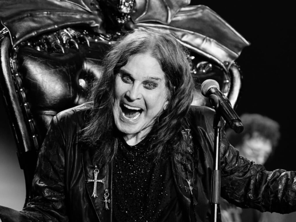 Ozzy Osbourne, um dos precursores do heavy metal, morre aos 76 anos