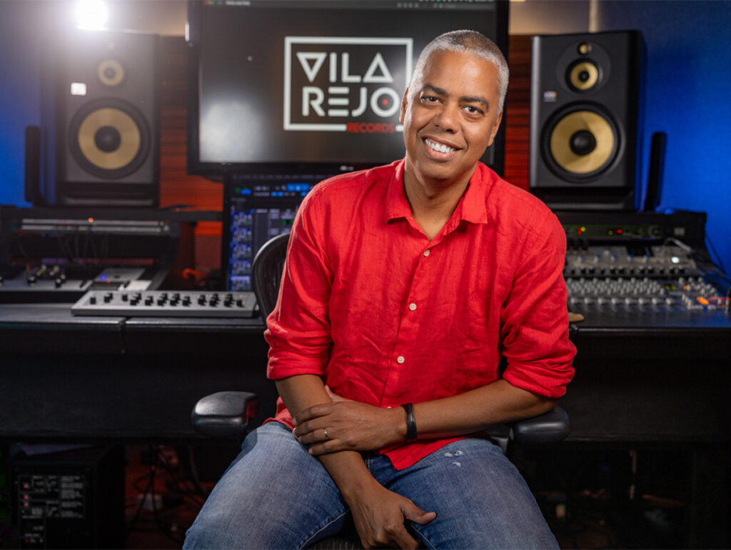 Max Viana lança selo Vilarejo com infraestrutura própria para produção musical através do Vilarejo Studio