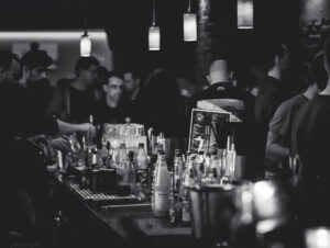 Bebidas adulteradas acendem alerta sobre setor de shows - Crédito: Pixabay