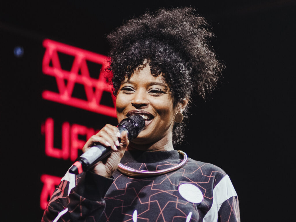Luciana Paulino, gerente de parcerias com artistas e gravadoras no Spotify no Brasil
