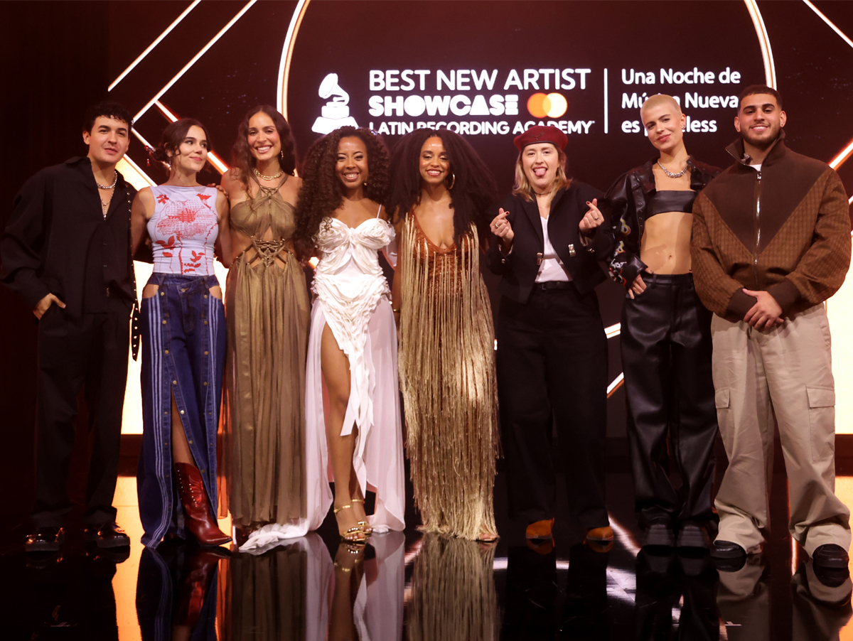 Alex Luna, Paloma Morphy, Isadora, Sued Nunes, Juliane Gamboa, Ruzzi, Annasofia and Alleh no Best New Artist Showcase do Latin Grammy
