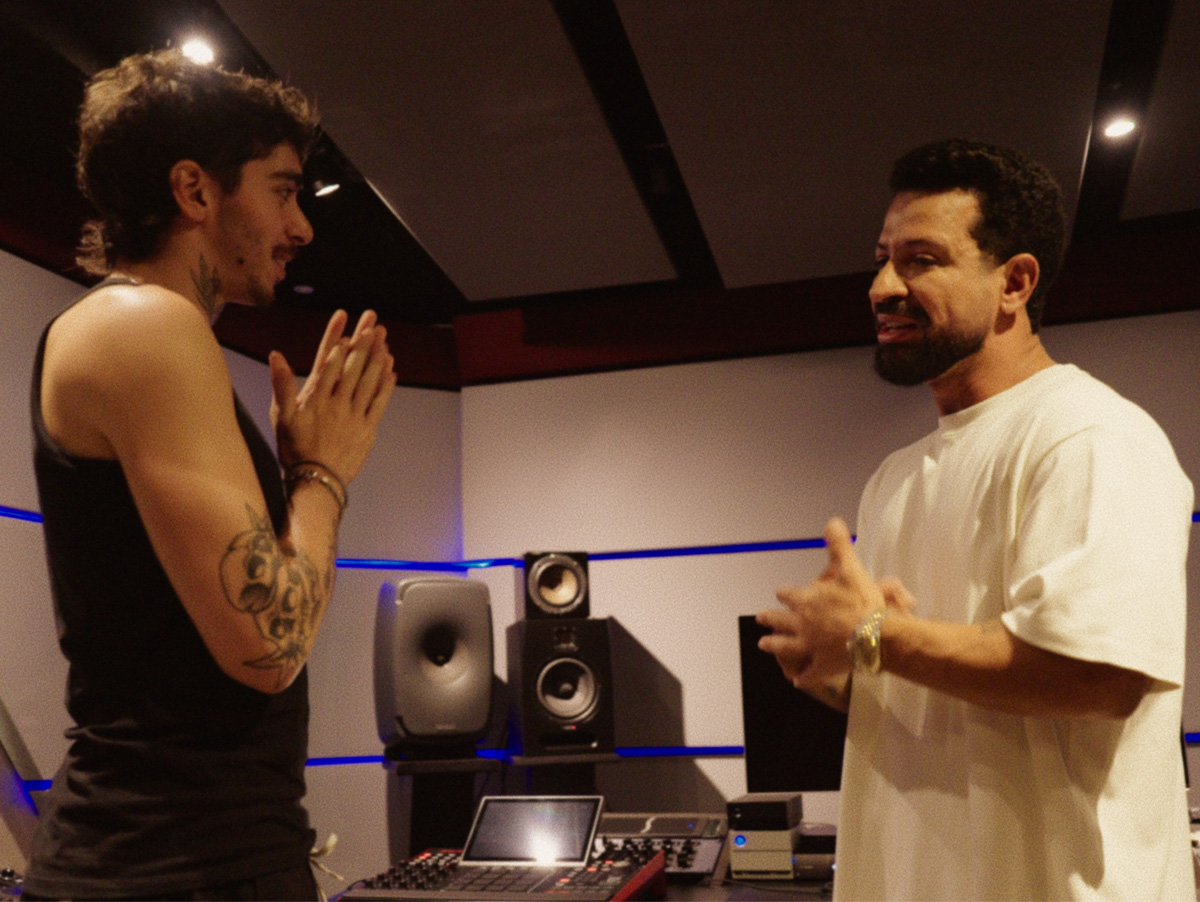 Maior plataforma global de música eletrônica traz grandes participações como Dennis DJ, Mu540, Mac Júlia e VHOOR no novo documentário apresentado por Mochakk