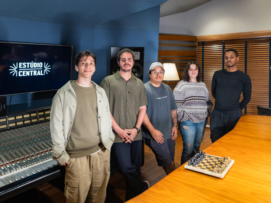 TAP, Rico Manzano, Lan Santos, Paula Saran e Pedro Quiriku - Crédito Marcelo Paixão