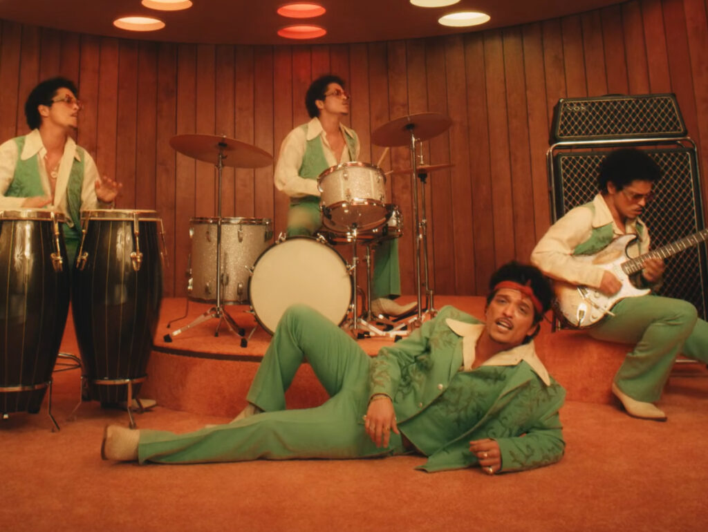 Bruno Mars lançou o single 'I Just Might' para inaugurar sua nova era (Crédito: Reprodução)