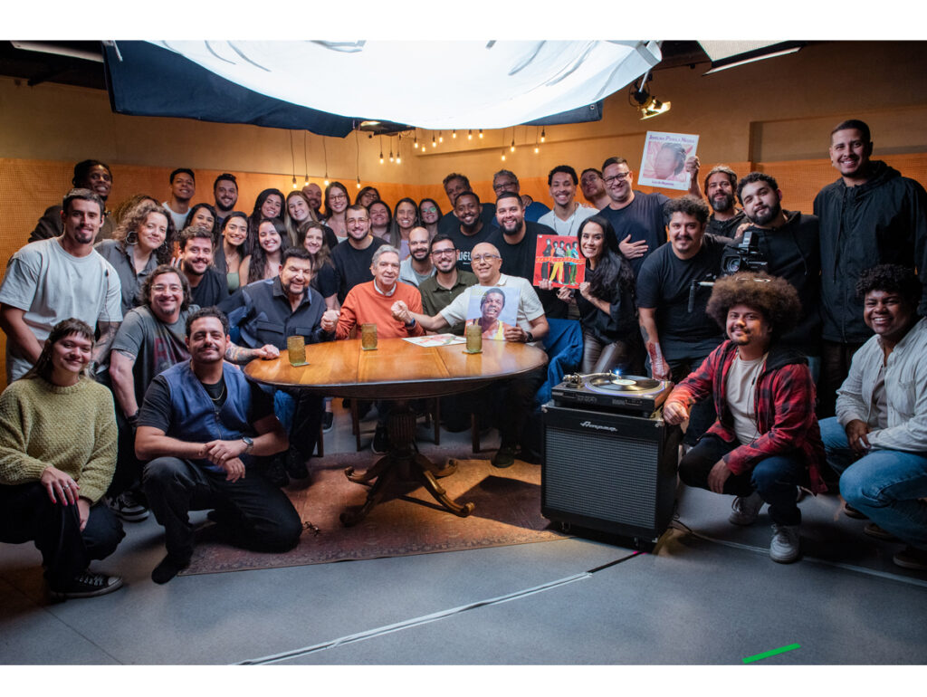 Equipe do videocast Mesa de Som, da Som Livre - Crédito André Rola