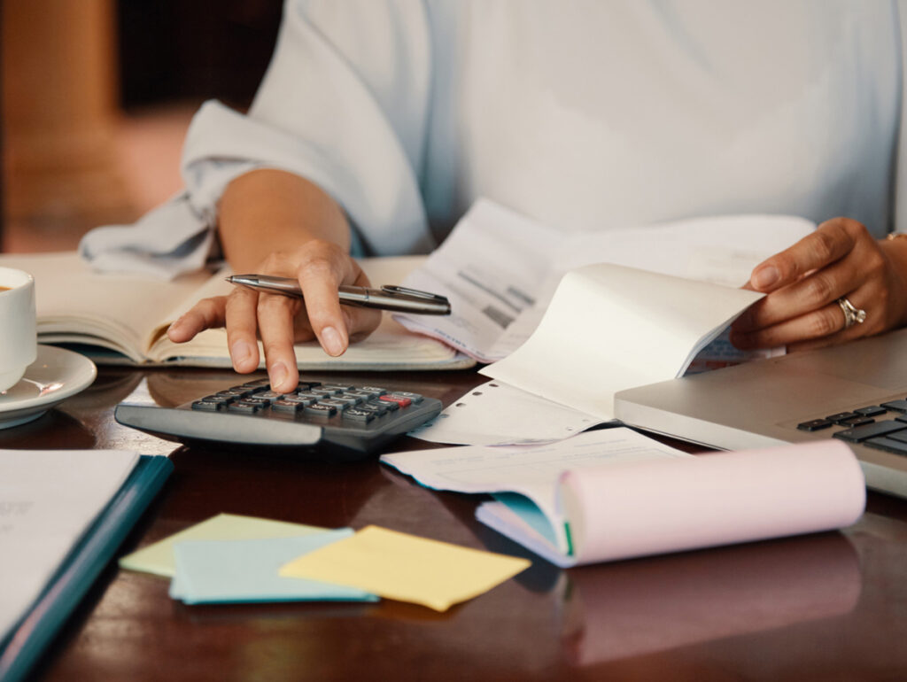 Dívidas, dinheiro, planejamento, Ecad