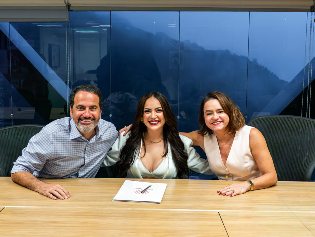 Fernando Cabral, Raphaela Santos e Cristiane Simões