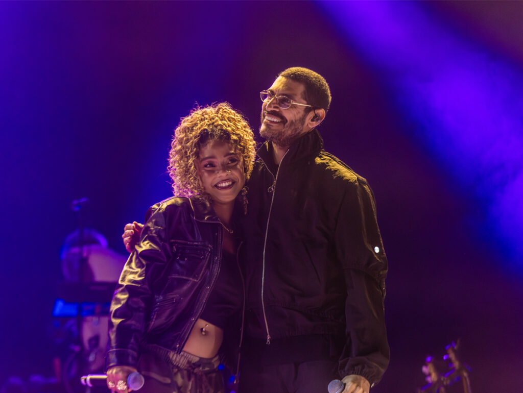 Ajuliacosta e Criolo no SP2B
