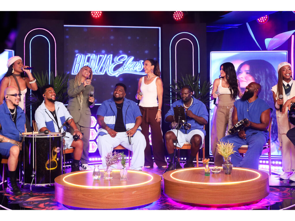 Ivete Sangalo, Marvvila, Lary, Ayla, Mannda Lym e Amanda Amado no BenzaElas (Crédito: André Rola)